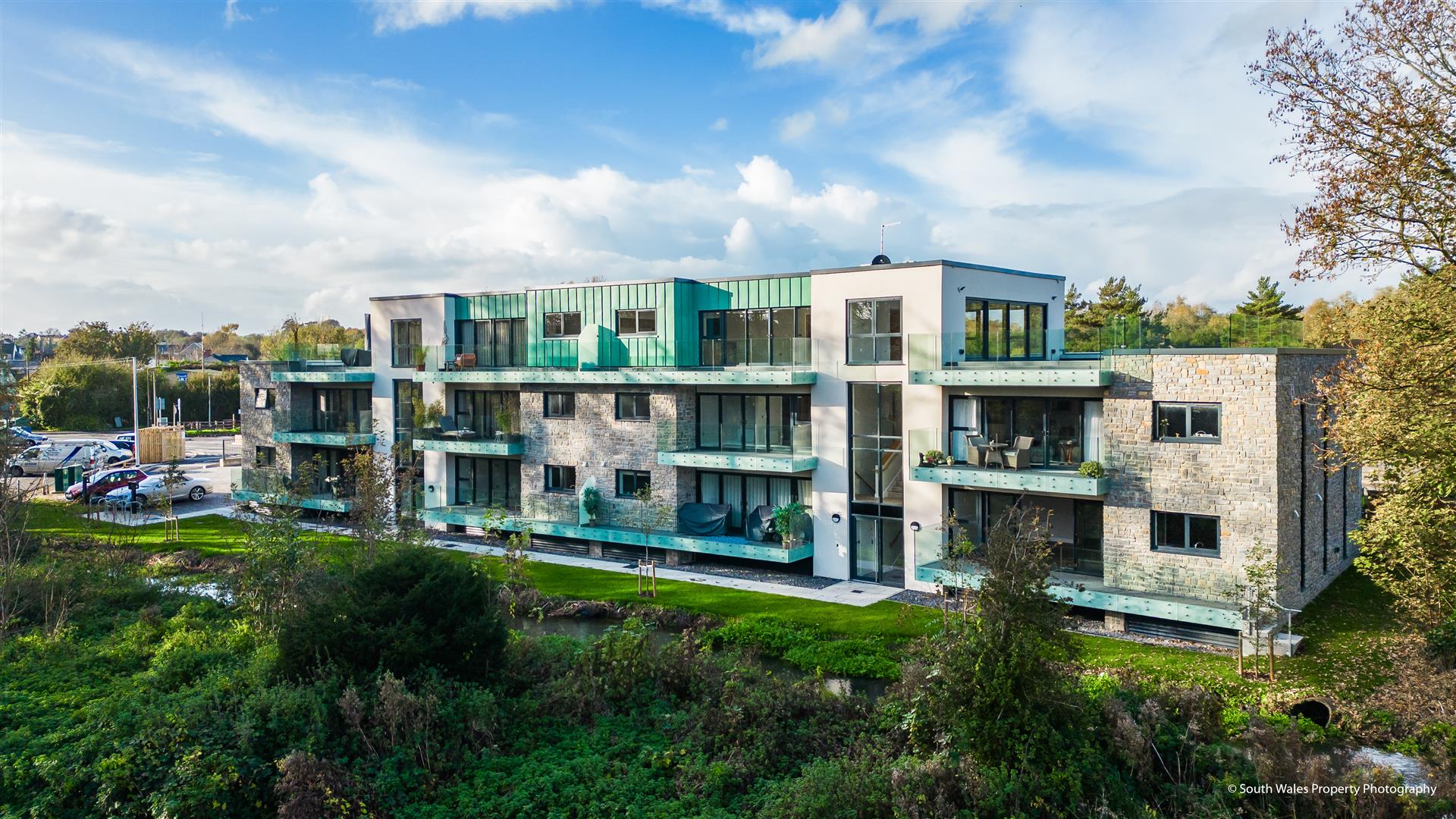Spectacular Coastal Sanctuary Above Llantwit Major 10